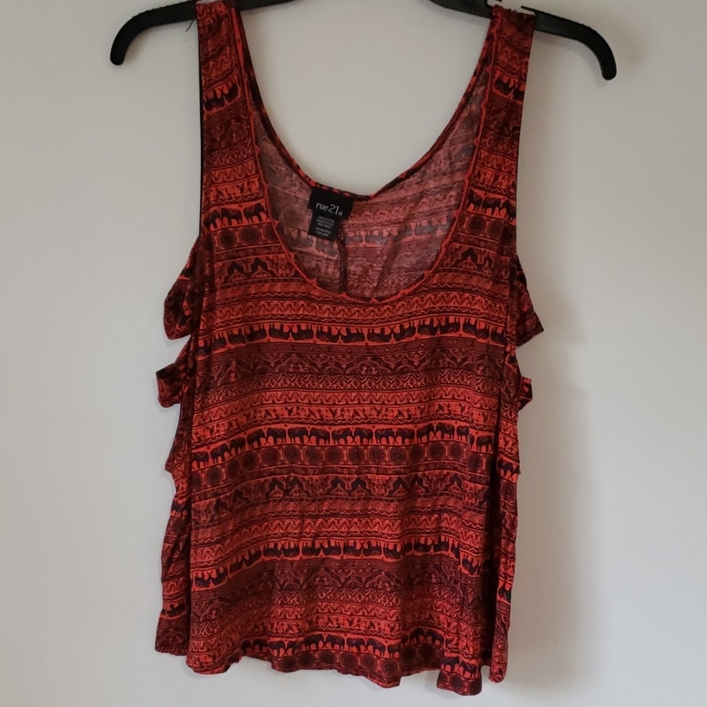 Rue 21 crop top
